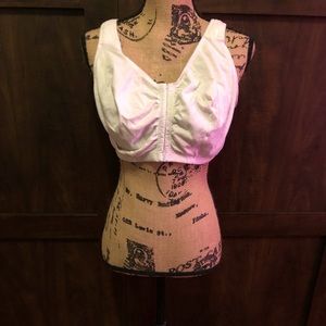 🌻 3/$20 🌻 Leading Lady Sleep Bra